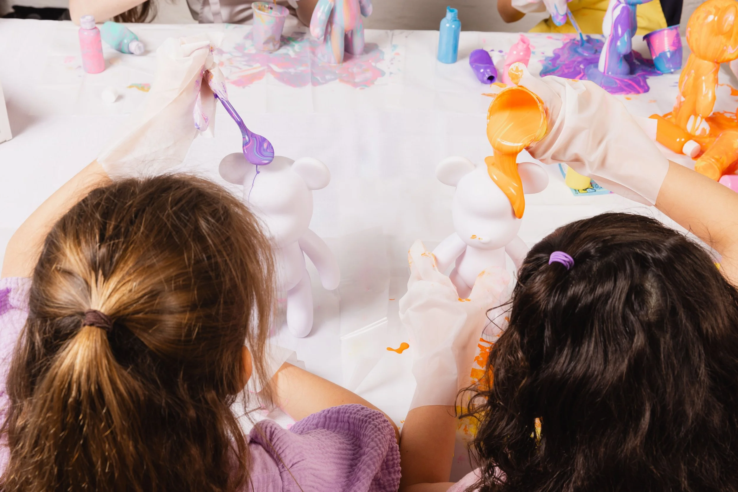 POUR PALZ LARGE PAINT BEAR WAVE 1 Berry Blast — TOYMONSTER